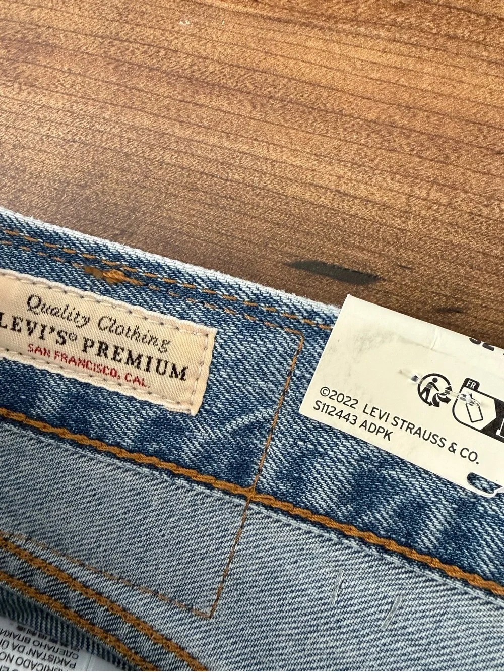NWT Levi's Premium 505 Regular Fit Selvedge Denim Jeans 32x30